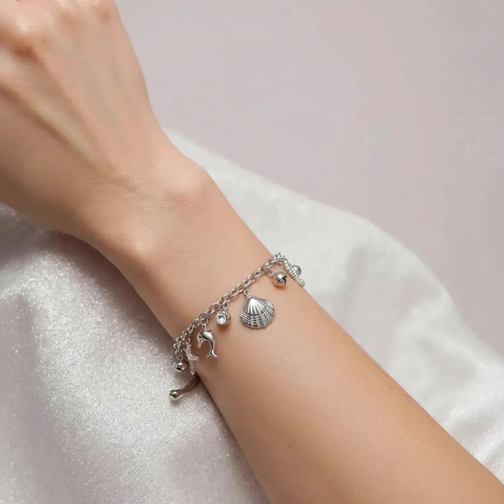Pulsera de plata con dijes marinos