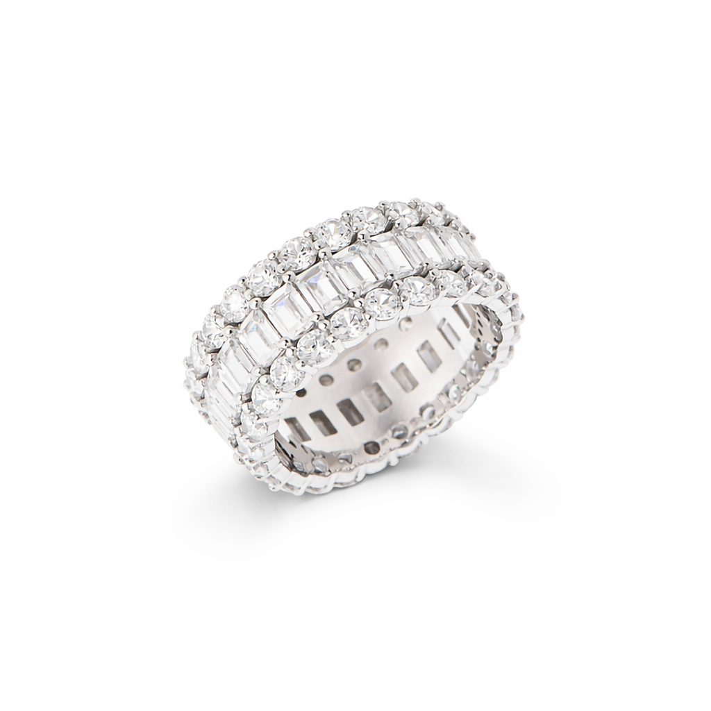 Anillo triple con banda de diamantes