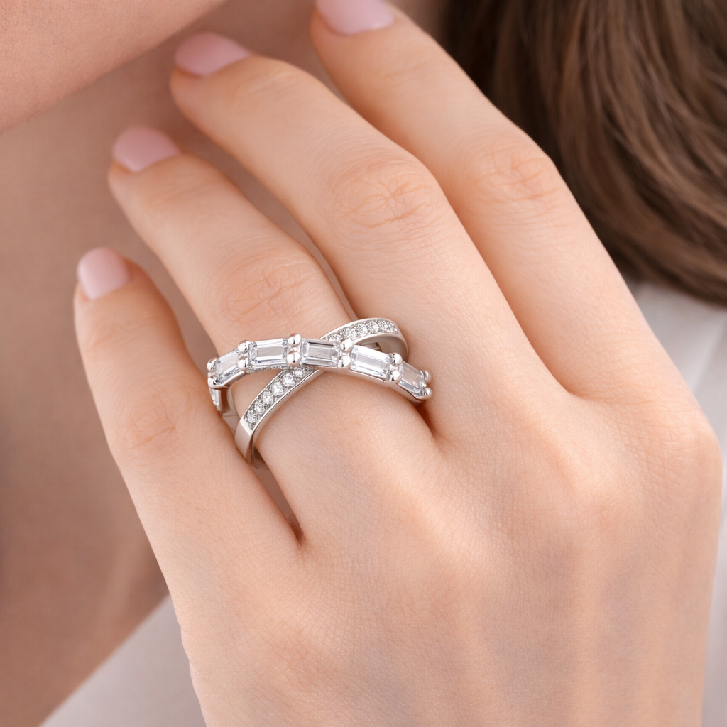 Anello Manila White Zircon