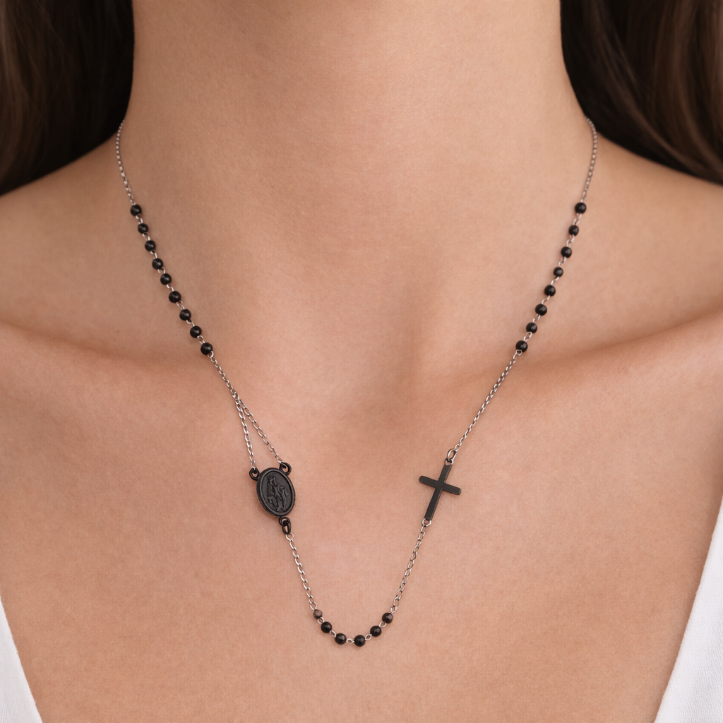 Collana Sacra Black